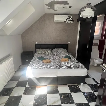 Apartman Royal *